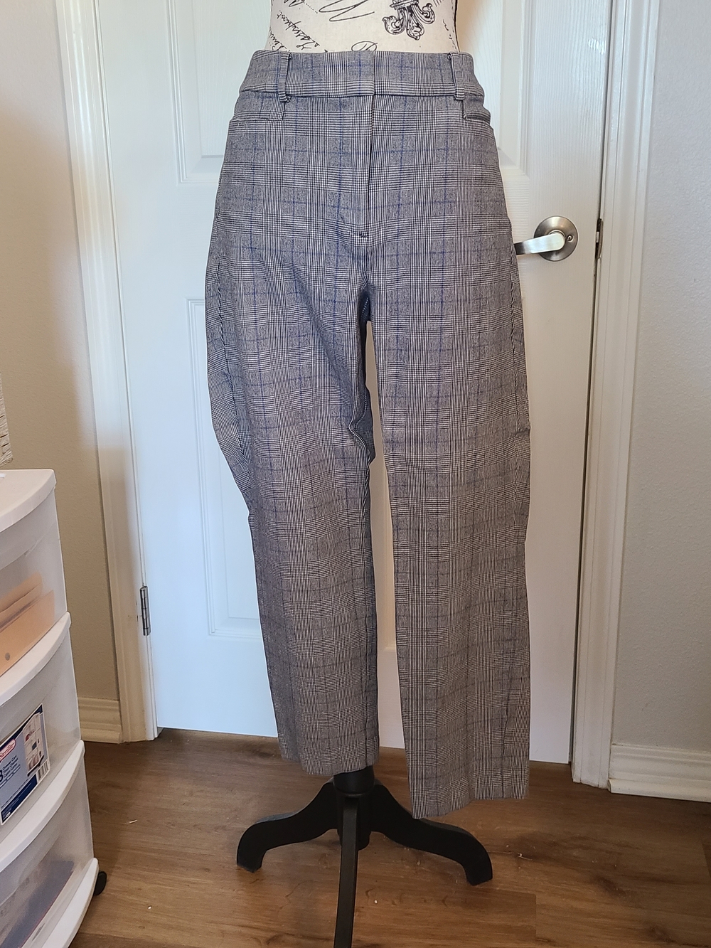 LOFT Gray Windowpane Dress Pants